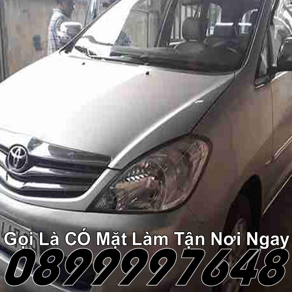 Thay kính lái chắn gió ô tô Thay kính lái chắn gió ô tô