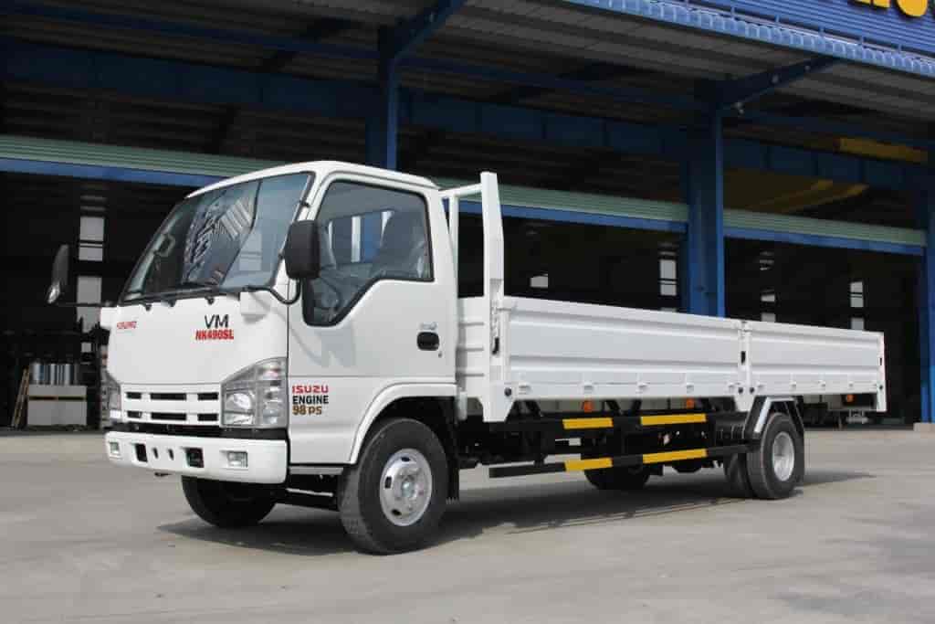Thay Kính xe ô tô tải  Isuzu  2.8 tấnn